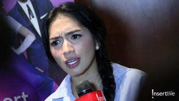 img-title Angel Karamoy Geram Nama & Fotonya Dicatut untuk Penipuan di FB