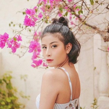 Awkarin Sebut Yesus Saat Terkejut, Agamanya Heboh Diperbincangkan