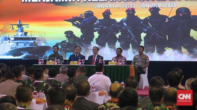 Jokowi Minta TNI Berani Kembangkan Drone Bersenjata