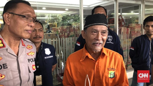 Ketua Gerakan Ormas Islam Betawi Andy M. Saleh ditetapkan tersangka terkait diskriminasi ras saat mengajak demo menolak Bioskop XXI.