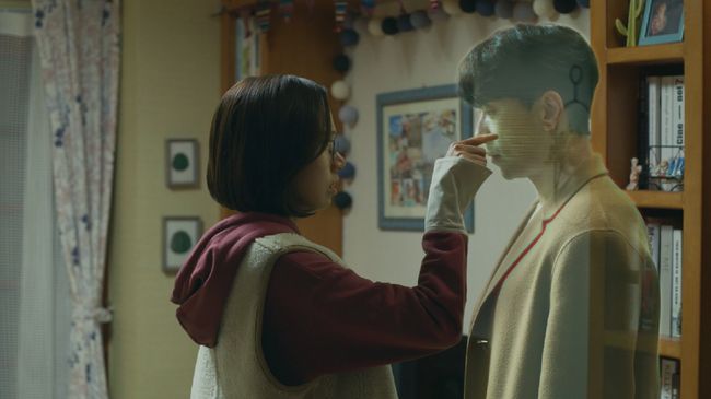 Drama Korea My Holo Love yang bakal tayang di Netflix menyajikan kerumitan cerita cinta antara seorang manusia dengan kecerdasan buatan atau AI.