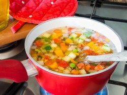 5 Kesalahan Saat Memasak Sop Ini Bikin Rasanya Kurang Sedap