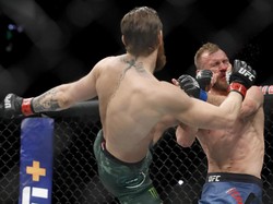 Gara-gara McGregor, Cerrone Kena Sanksi Medis 6 Bulan
