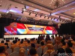 Dikukuhkan Jadi Ketum Hanura Malam Ini, OSO Tiba di JCC