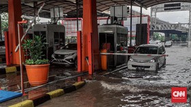 Jalan ke Bandara Banjir, GT Kertajati Tol Cipali Ditutup