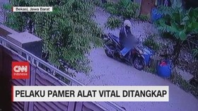 VIDEO: Pengendara Motor Pelaku Pamer Alat Vital Ditangkap