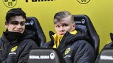 FOTO: Haaland Mengganas di Dortmund, Dua Gol dalam 25 Menit Erling Haaland mengganas bersama Borussia Dortmund usai mencetak dua gol dalam durasi 25 menit melawan FC Koln di Liga Jerman.