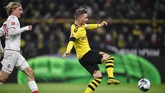 FOTO: Haaland Mengganas di Dortmund, Dua Gol dalam 25 Menit Erling Haaland mengganas bersama Borussia Dortmund usai mencetak dua gol dalam durasi 25 menit melawan FC Koln di Liga Jerman.