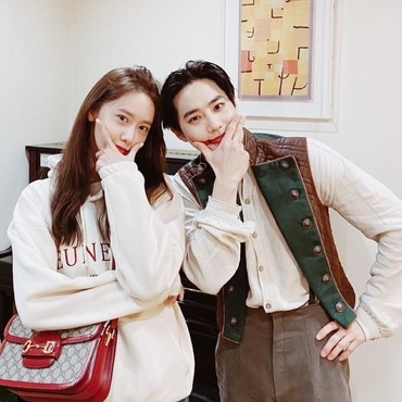 Intip Kekompakan YoonA SNSD dan Suho EXO