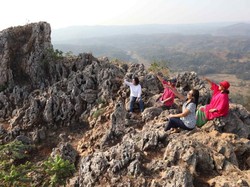Stone Garden, Taman Batu Purba yang Mempesona