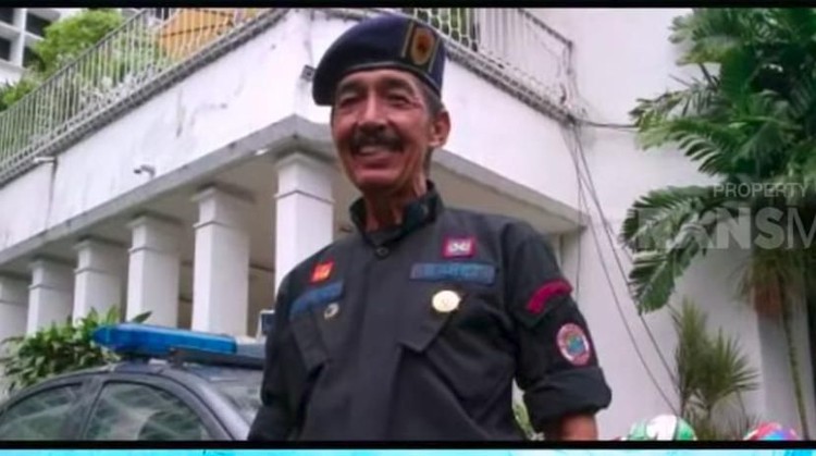 Johny Indo meninggal dunia di usia 71 tahun. Keluarga mengatakan, aktor senior yang sudah pikun itu mengidap penyakit hernia dan sempat menjalani operasi.