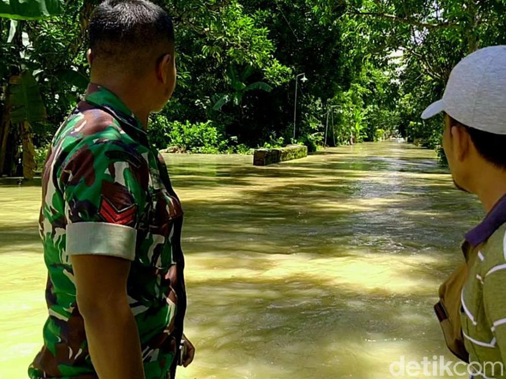 Banjir Rendam Lima Dusun di Kabupaten Pekalongan Banjir Rendam Lima Dusun di Kabupaten Pekalongan