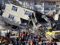 Korban Gempa M 7 di Turki Bertambah Lagi: 22 Orang Meninggal, 800 Terluka