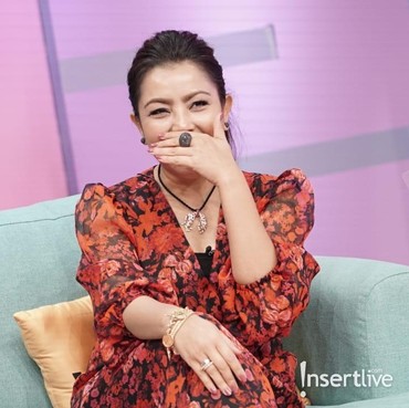 Reaksi Mengejutkan Bambang Trihatmodjo Kala Ditanya Nakal oleh Mayangsari