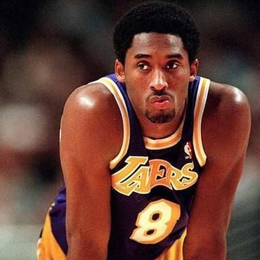 Tewas Kecelakaan Helikopter, Michael Jordan: Aku Mencintai Kobe Bryant