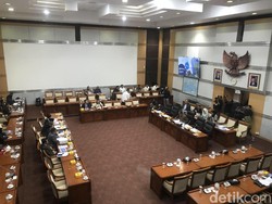 Komisi I DPR-Direksi TVRI Rapat Bahas Pemecatan Helmy Yahya