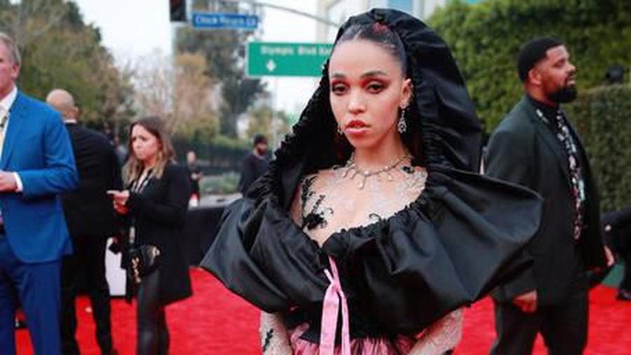 FKA Twigs Grammy Awards FKA Twigs Grammy Awards