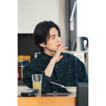 Mengejutkan, Lee Dong Wook Ngaku Tak Bahagia Meski Terkenal & Tampan