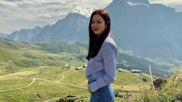 img-title Kelelahan Syuting 'Crash Landing on You', Son Ye Jin Dibawa ke UGD