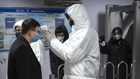 1 Orang Positif Corona, 1.000 Tamu Hotel Spanyol Diisolir