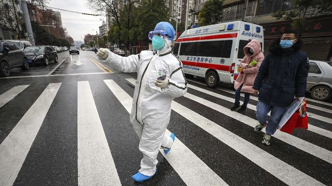 China Cabut Lockdown Provinsi Hubei Mulai Tengah Malam Pemerintah China mengumumkan akan mencabut status lockdown Provinsi Hubei, termasuk Kota Wuhan yang menjadi pusat penyebaran virus corona.