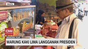 VIDEO: Warung Kaki Lima Langganan Presiden