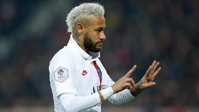 Neymar Beri Penghormatan ke Kobe Bryant Lewat Perayaan Gol
