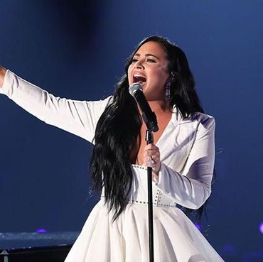 Gara-gara Narkoba, Demi Lovato Alami Stroke dan 3 Serangan Jantung