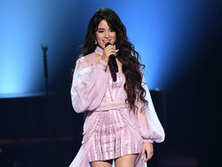 Camila Cabello Pamer Perut Buncit di TikTok, Kritik Haters yang Body Shaming