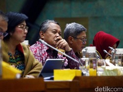 Bunga Kredit Bank Selangit, Eh... BI yang Kena Getahnya