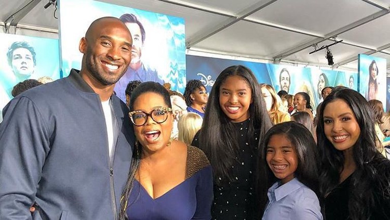 Beberapa potret manis antara Kobe Bryant, Vanessa dan keluarga kecilnya versi Insertlive.