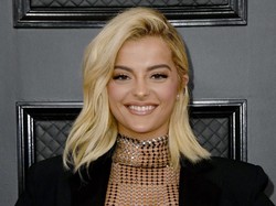 Duh! Penyanyi Bebe Rexha Kena Ujaran Kebencian dan Rasis Saat Terbang