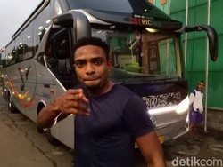 Gabung Bhayangkara Solo FC, Osas Saha Dikontrak Satu Musim