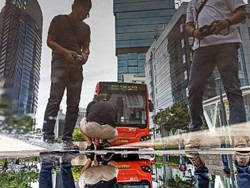 Refleksi setelah hujan usai
