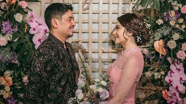img-title Tiwi Eks T2 Cerita Suka-duka Pernikahan Bersama Suami Kedua