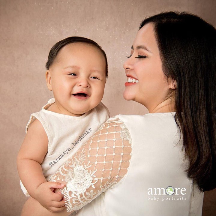 <p>Awal melahirkan, Tasya sempat curhat bahwa ia mengalami baby blues. Namun, untungnya bisa teratasi dengan baik. (Foto: Instagram @tasyakamila)</p>