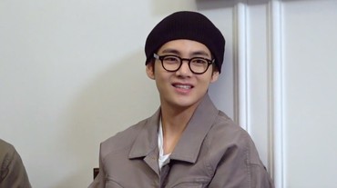 V BTS Telanjang Dada, ARMY Bule Bingung Kim Taehyung Gak Ada Akhlak