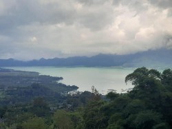 4 Danau di Bali yang Jadi Destinasi Wisata Alam