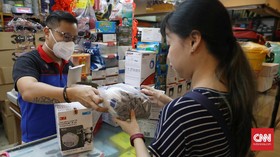 Wabah Corona, Harga Masker Rp1,7 Juta dari Semula Rp195 Ribu
