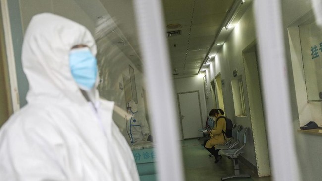 China sangat membutuhkan masker bedah, kacamata dan baju medis untuk menghadapi virus corona.