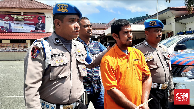 Fentje Loppies (35) mengaku dalam kondisi tak sadarkan diri, sehingga tak bisa mengontrol emosi saat anaknya rewel ketika dimandikan.