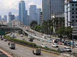 Deretan Tarif Tol yang Naik dalam 100 Hari Kerja Jokowi