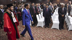 Hubungan Keluarga Jokowi Disentil di Sidang MK, Anwar Usman Buka Suara