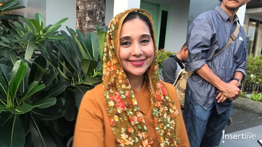 Ayu Azhari