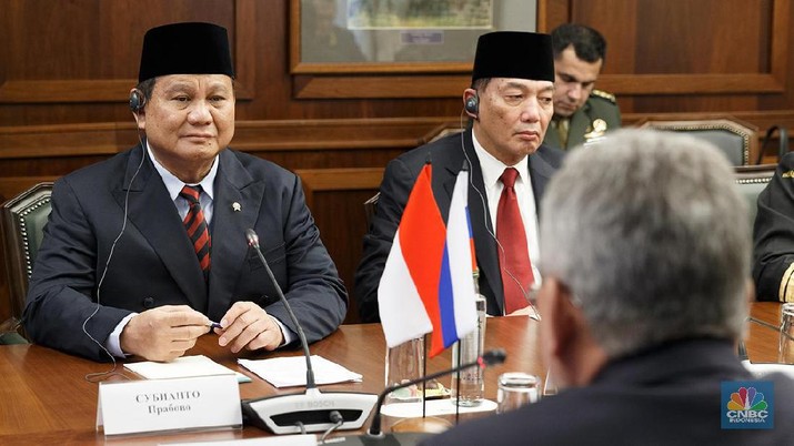 Direktur Eksekutif Indo Barometer Muhammad Qodari menilai langkah Prabowo dan Gerindra bergabung dengan pemerintah sebagai pilihan tepat.