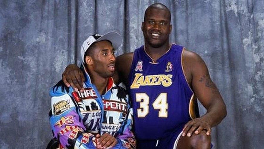 Kematian Kobe Bryant dan sang putri, Gianna akibat kecelakaan helikopter membuat banyak pihak berduka temasuk Shaquille O'neal.