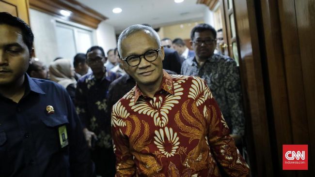 PDIP Politician Hands Over Support for Prabowo-Gibran to PPP Management