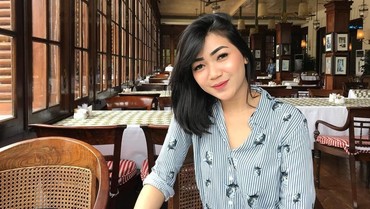 Cyndyana Lorens Adik Kriss Hatta Eks Pramugari Garuda Putuskan Masuk Islam