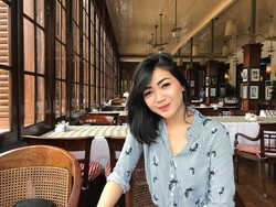 Cyndyana Lorens Islam Bersertifikat