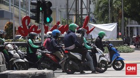Motor Lebih Berisiko, Ini Cara Hindari Tabrak Belakang di Lampu Merah